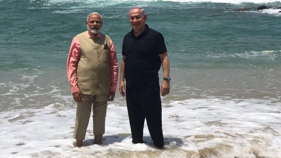 170706070814-modi-netanyahu-beach.webp