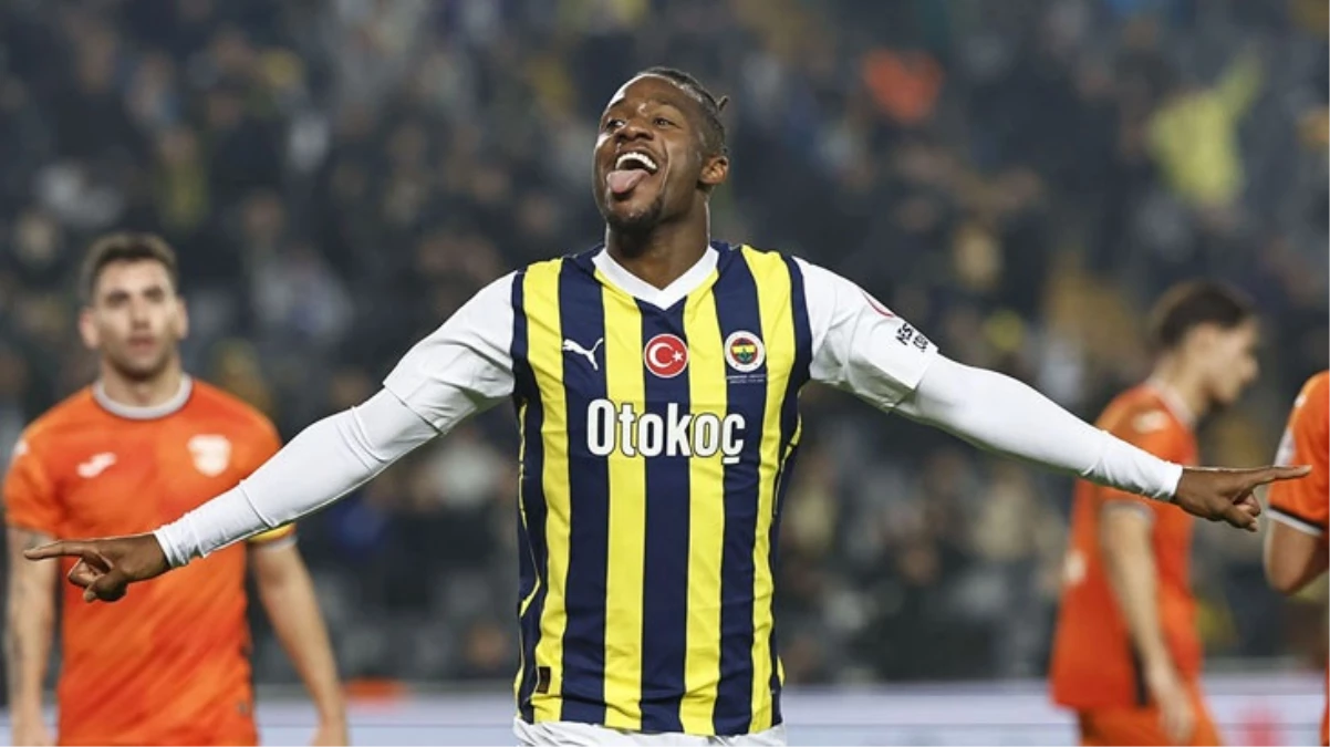 fenerbahce-ve-galatasaray-kapisiyor-batshuayi-17446563-738-amp.jpg