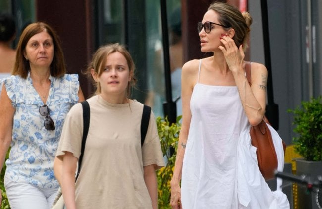 angelina-jolie-et-sa-fille-vivienne-en-tenues-decontractees-pour-une-viree-shopping-mere-fille.jpg