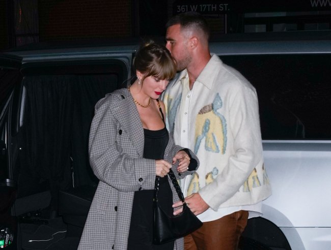 travis-kelce-and-taylor-swift-arrive-at-snl-afterparty-on-news-photo-1710504458.jpg