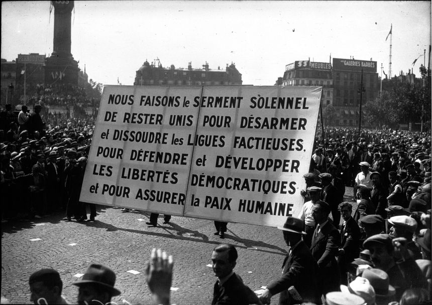 860-sc-manifestation-14-juillet-1935-bastille.jpg