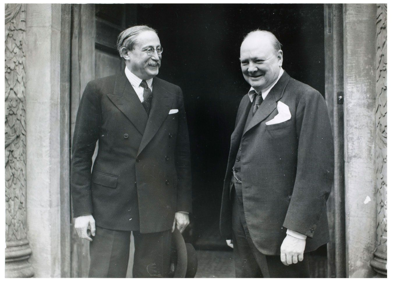 leon-blum-et-winston-churchill.jpg