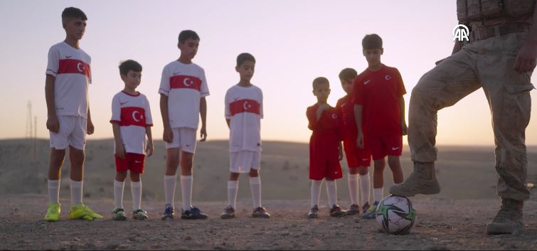 yerlikaya-a-milli-futbol-takimina-basari-videosu-paylasti-yenicag-14-kopya.jpg