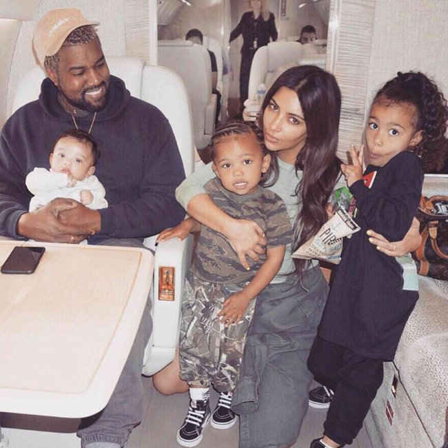 kim-kardashian-kanye-west-kids-2-675d87f2e99d49b1a16d70d0e6d1a358.jpg