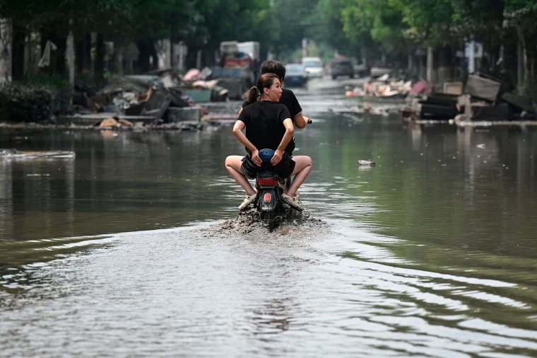 230818-china-flooding-mb-0908-078447.webp