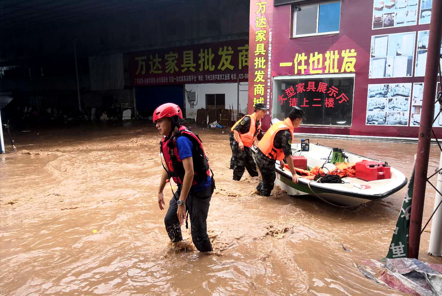 china-flooding-feature-china-barcroft-media-getty.jpg