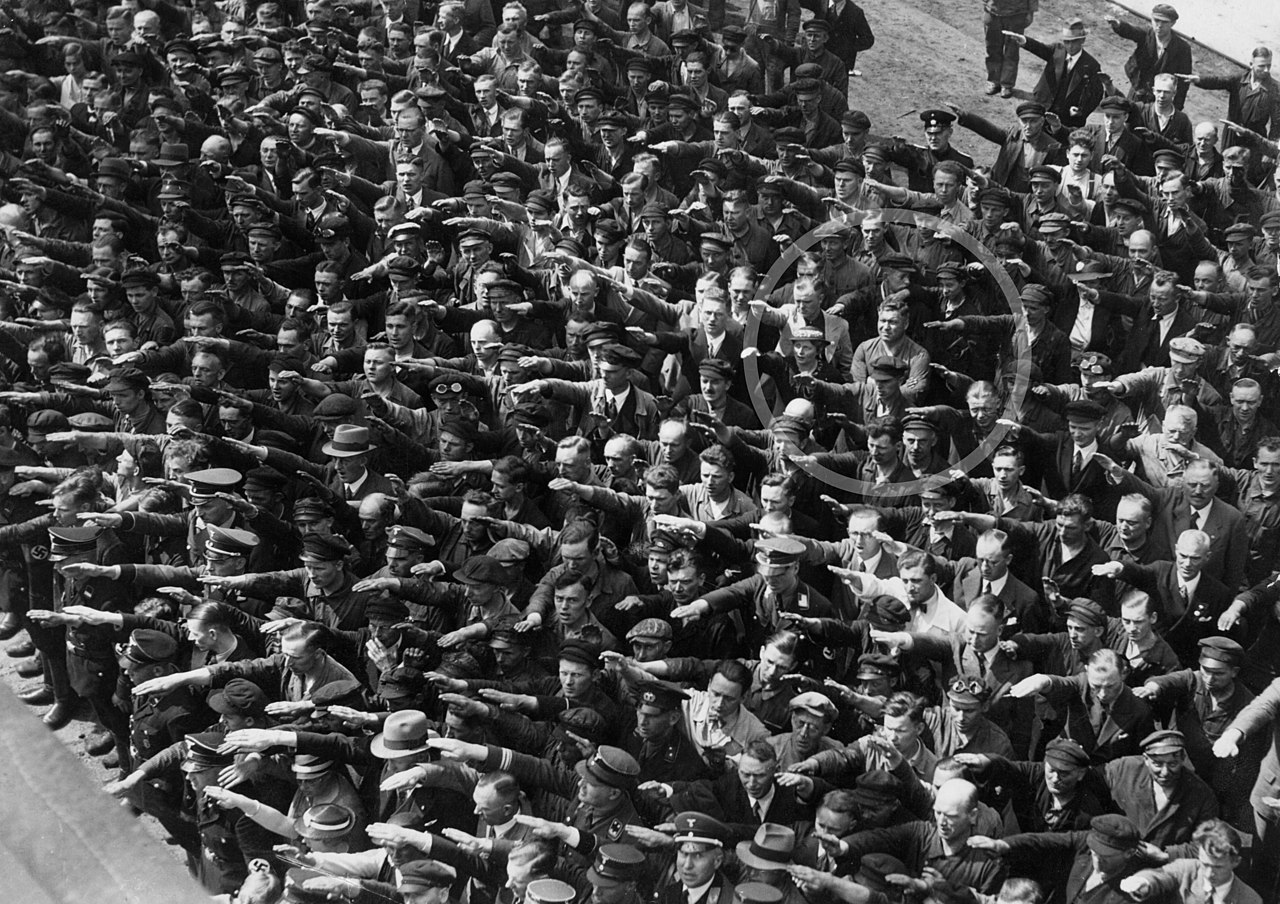 august-landmesser-almanya-1936.jpg