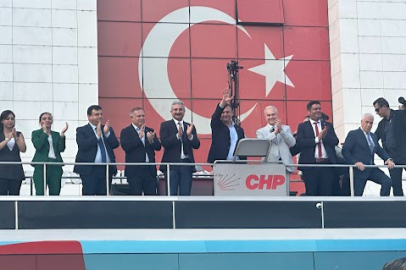 chp-genel-baskani-ozgur-ozel-mustafakemalpasa-da-halka-sesleniyor-1721926217-182-small.jpg