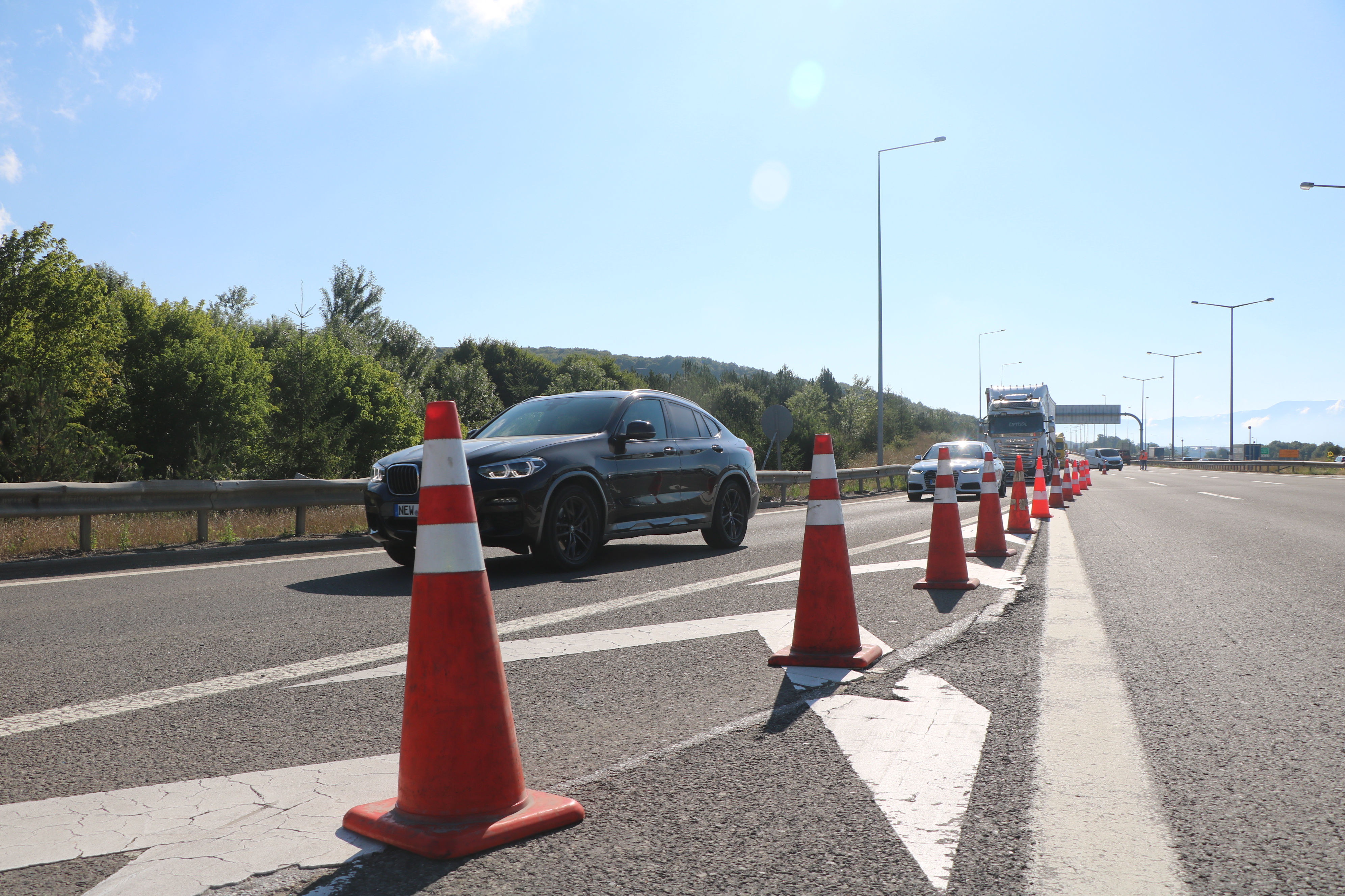 yola-cikacaklar-dikkat-bolu-dagi-gecisi-istanbul-yonu-50-gun-trafige-kapali-yenicag-12.jpg