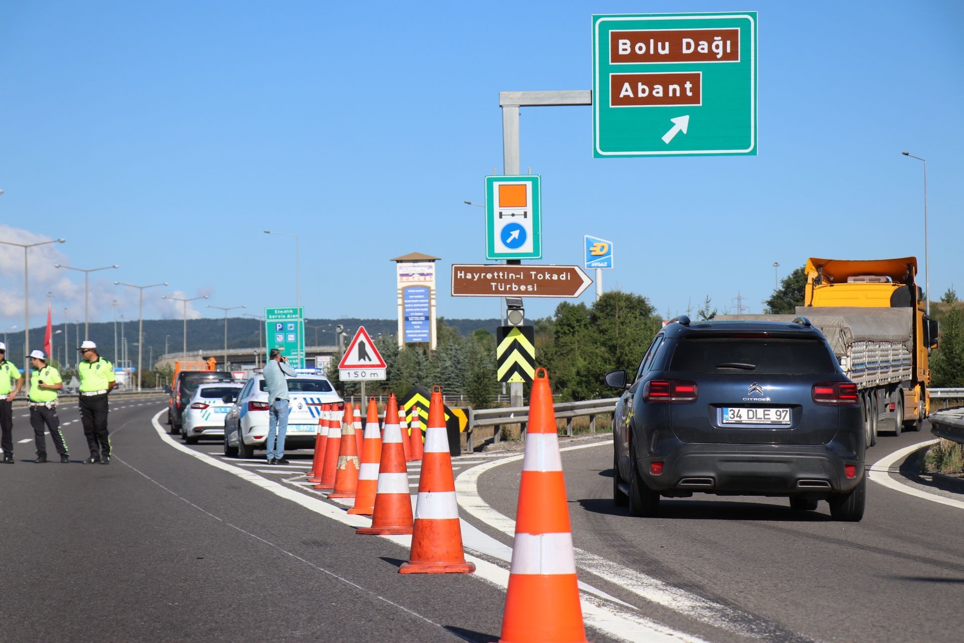 yola-cikacaklar-dikkat-bolu-dagi-gecisi-istanbul-yonu-50-gun-trafige-kapali-yenicag-20-1.jpg