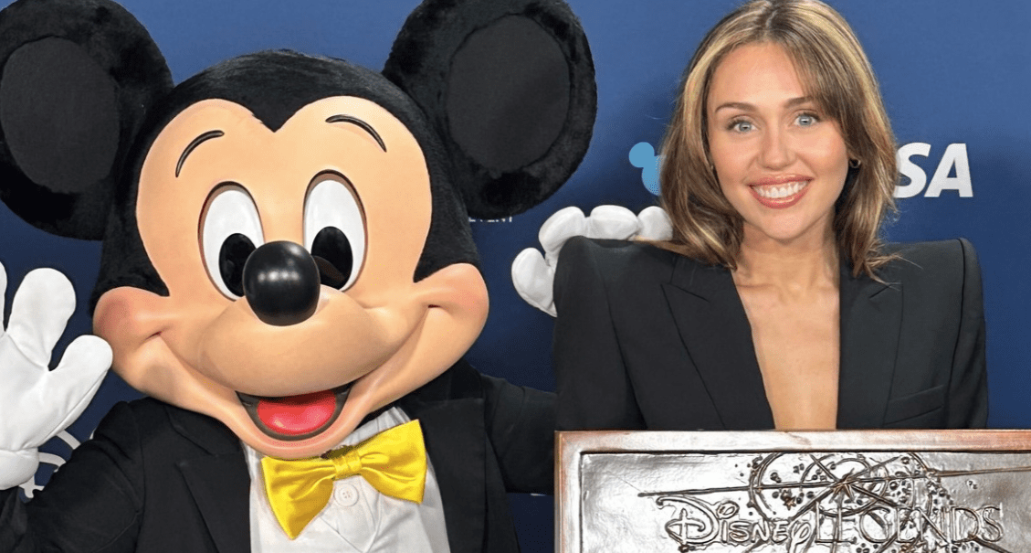 miley-cyrus-mickey-mouse-d23-courtesy-of-disney.png