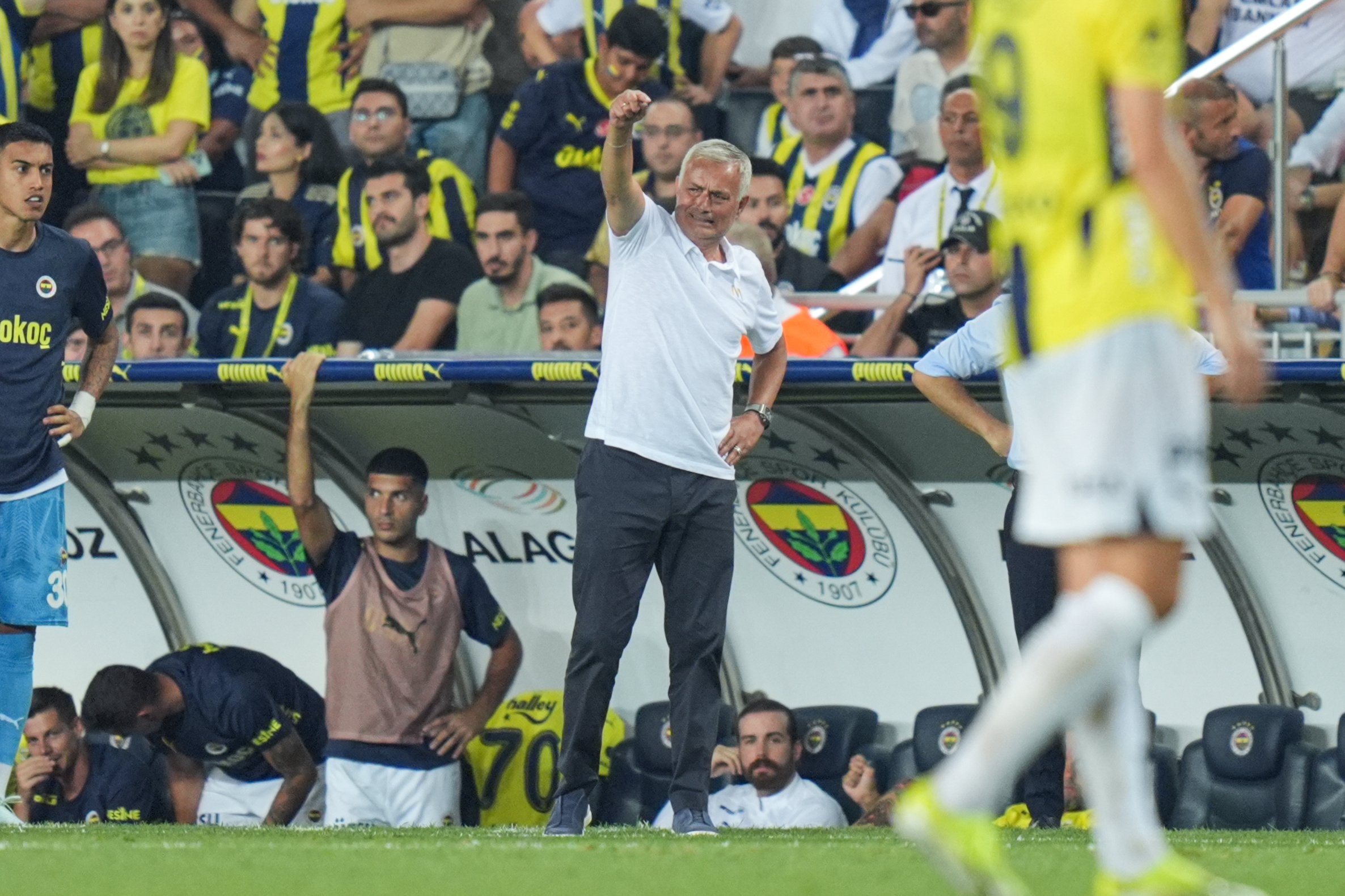 aa-20240813-35395329-35395325-fenerbahce-lille.jpg