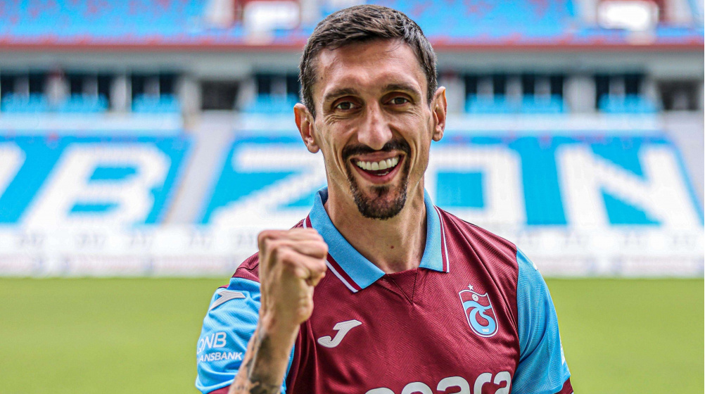 trabzonspor-stefan-savic-2024-2025-1722011487-143529.jpeg