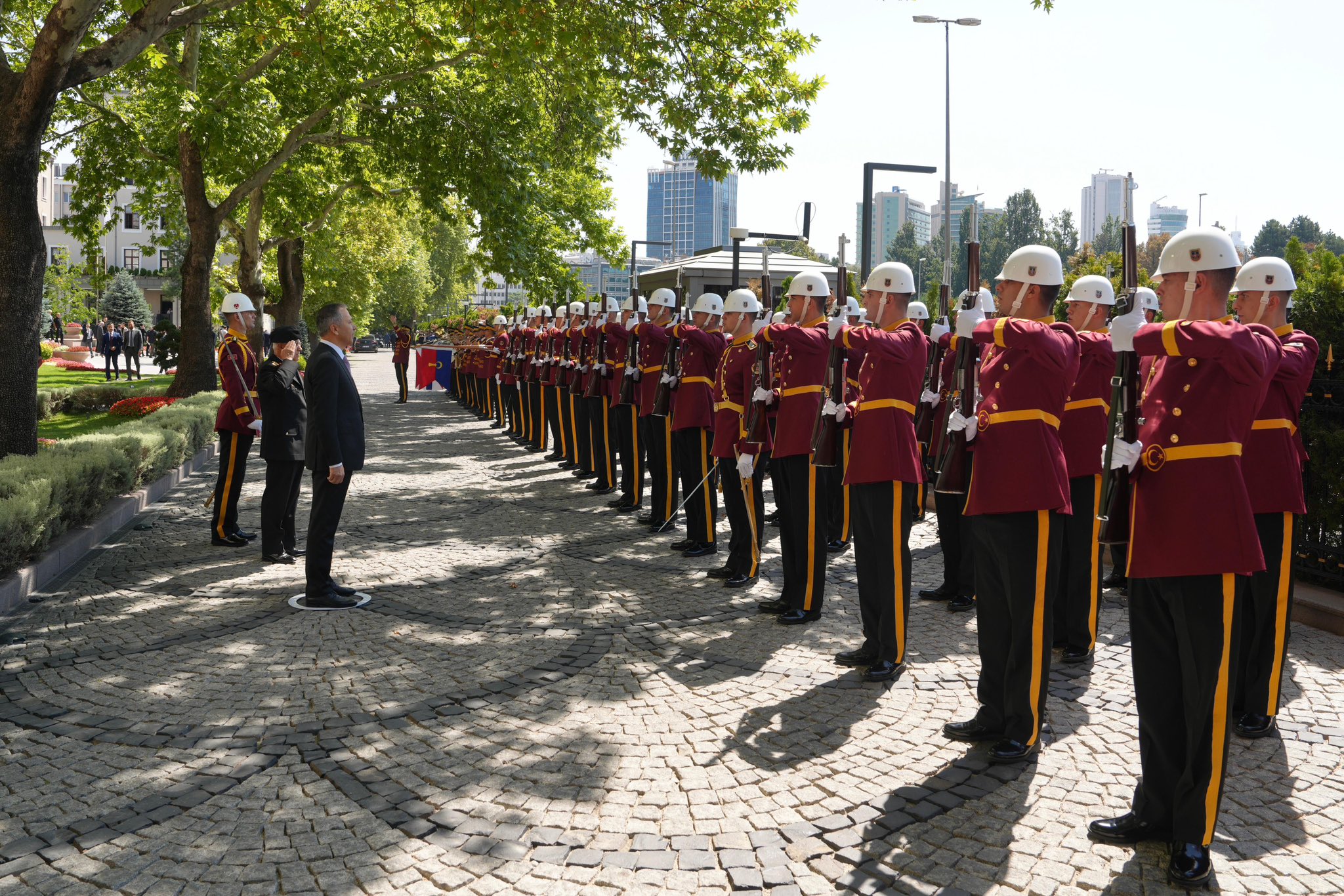 jandarma-genel-komutanliginda-devir-teslim-toreni-yenicag-2.jpg