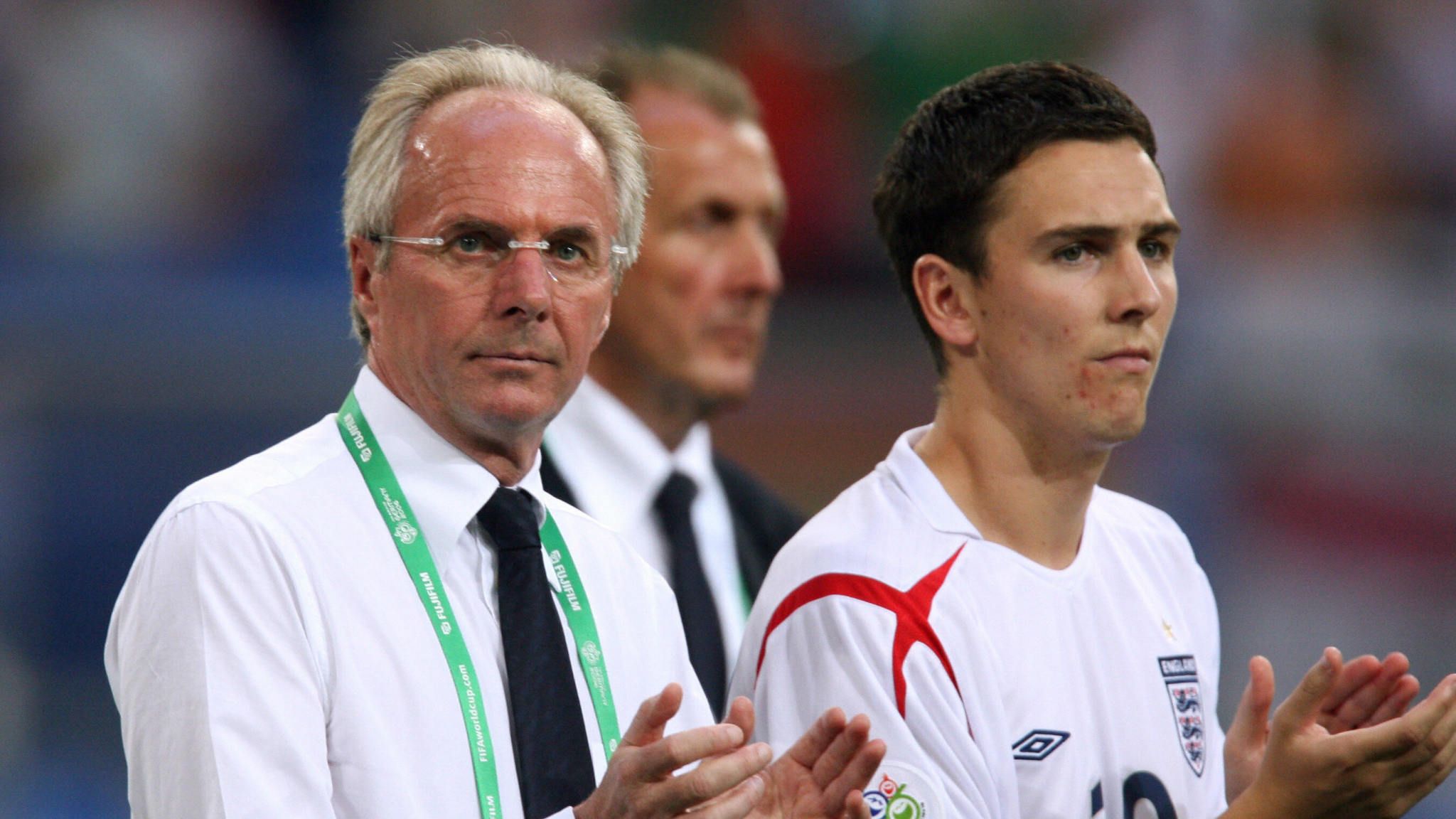 stewart-downing-sven-goran-eriksson-england-portugal-germany-world-cup-2986670.jpg