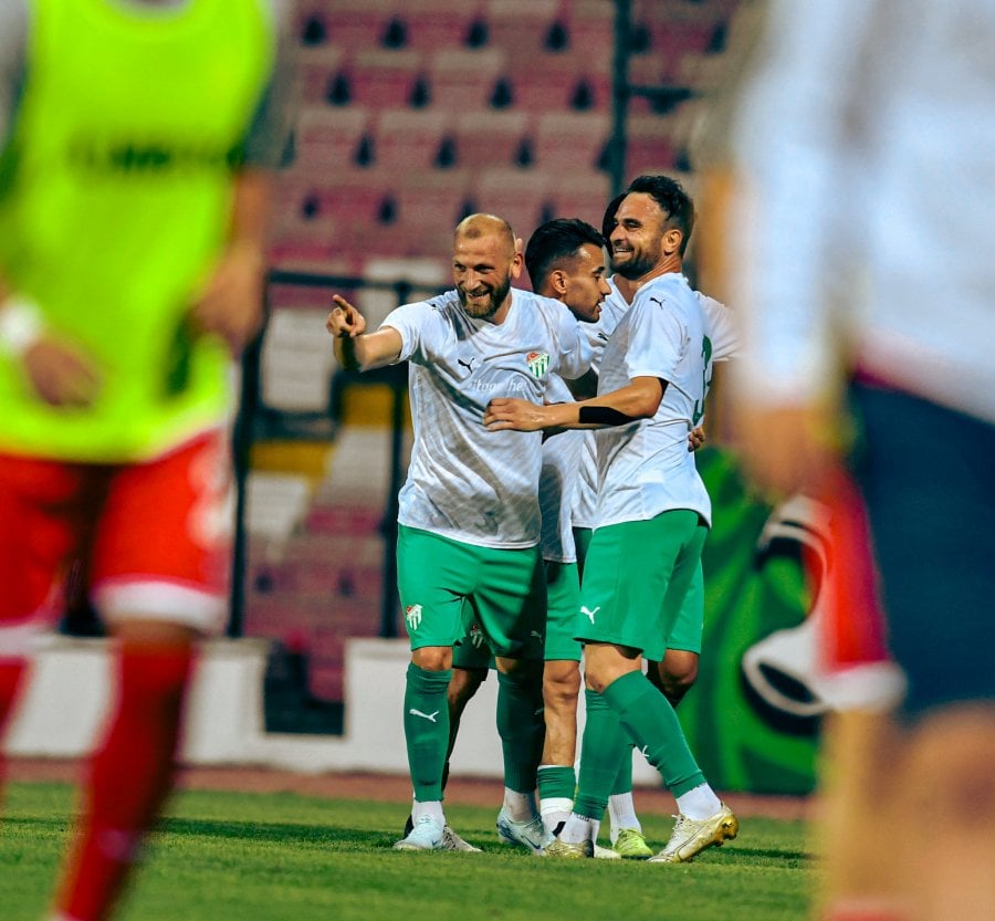 hazirlik-maci-balikesirspor-1-3-bursaspor-166d0c07c0ac6f.jpg