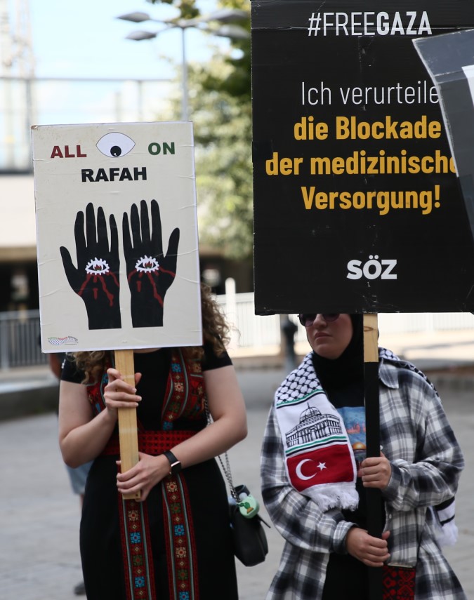 aa-20240907-35590018-35590010-avusturyada-israilin-gazzeye-yonelik-saldirilari-bir-kez-daha-protesto-edildi.jpg