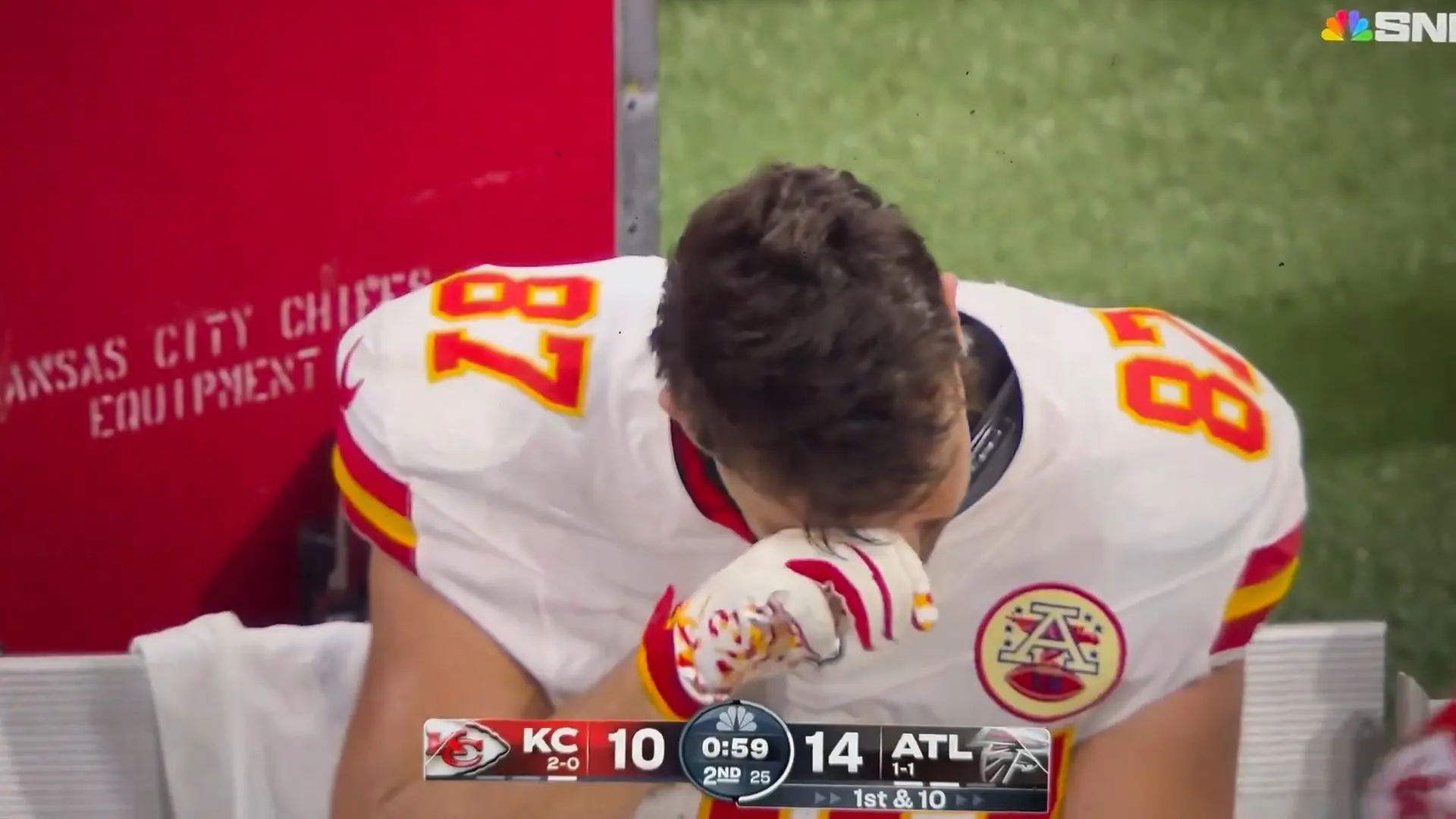 clip-travis-kelce-looking-miserable-90252051.webp