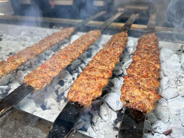 adana-kebap-tarifi-001.jpg