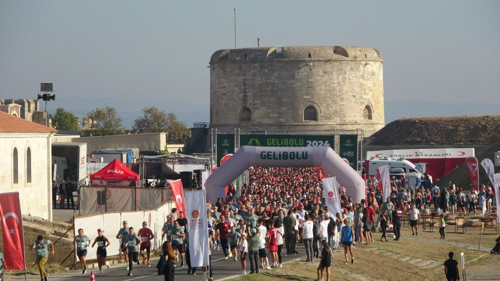 Çanakkale Gelibolu Namazgah Tabyası önünden başladı: