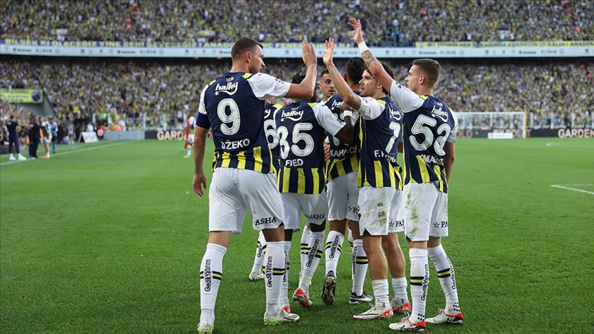 fenerbahce-ve-besiktas-3-puan-pesinde-cimbomun-puan-kaybetmesi-istah-kabartti-yenicag-2.jpg