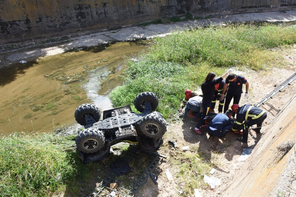 Kırıkkale'de ATV aracı 5 metre yüksekten dereye uçtu: 2 yaralı