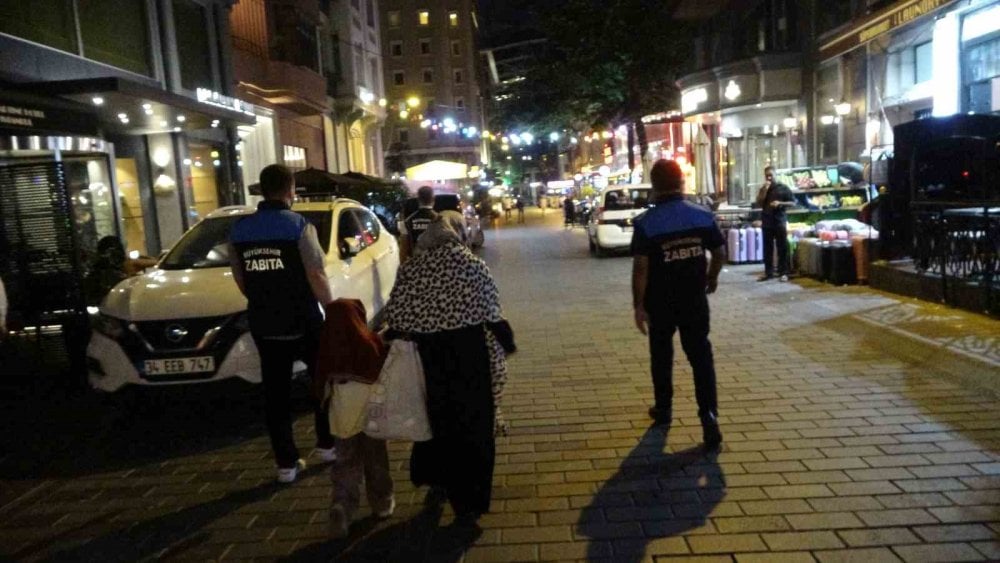 Taksim'de dilenci operasyonu