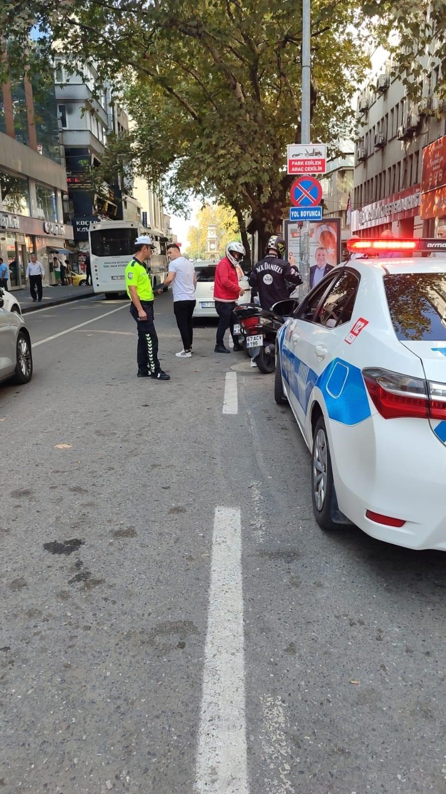 Zonguldak'ta polislerden 7 motosiklet sürücüsüne ceza yağdı