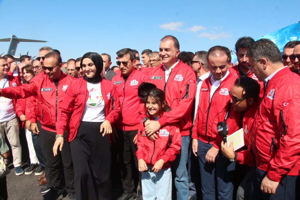 Adana'da TEKNOFEST heyecanı 'Gökyüzü şöleni ile başladı'