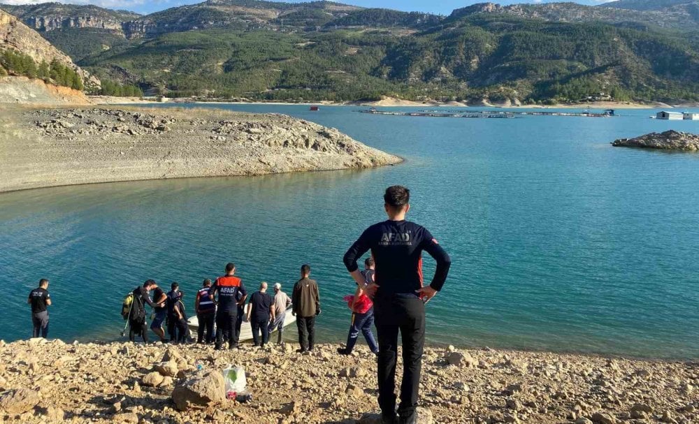 Karaman Ermen'te baraj gölüne giren 17 yaşındaki genç boğuldu