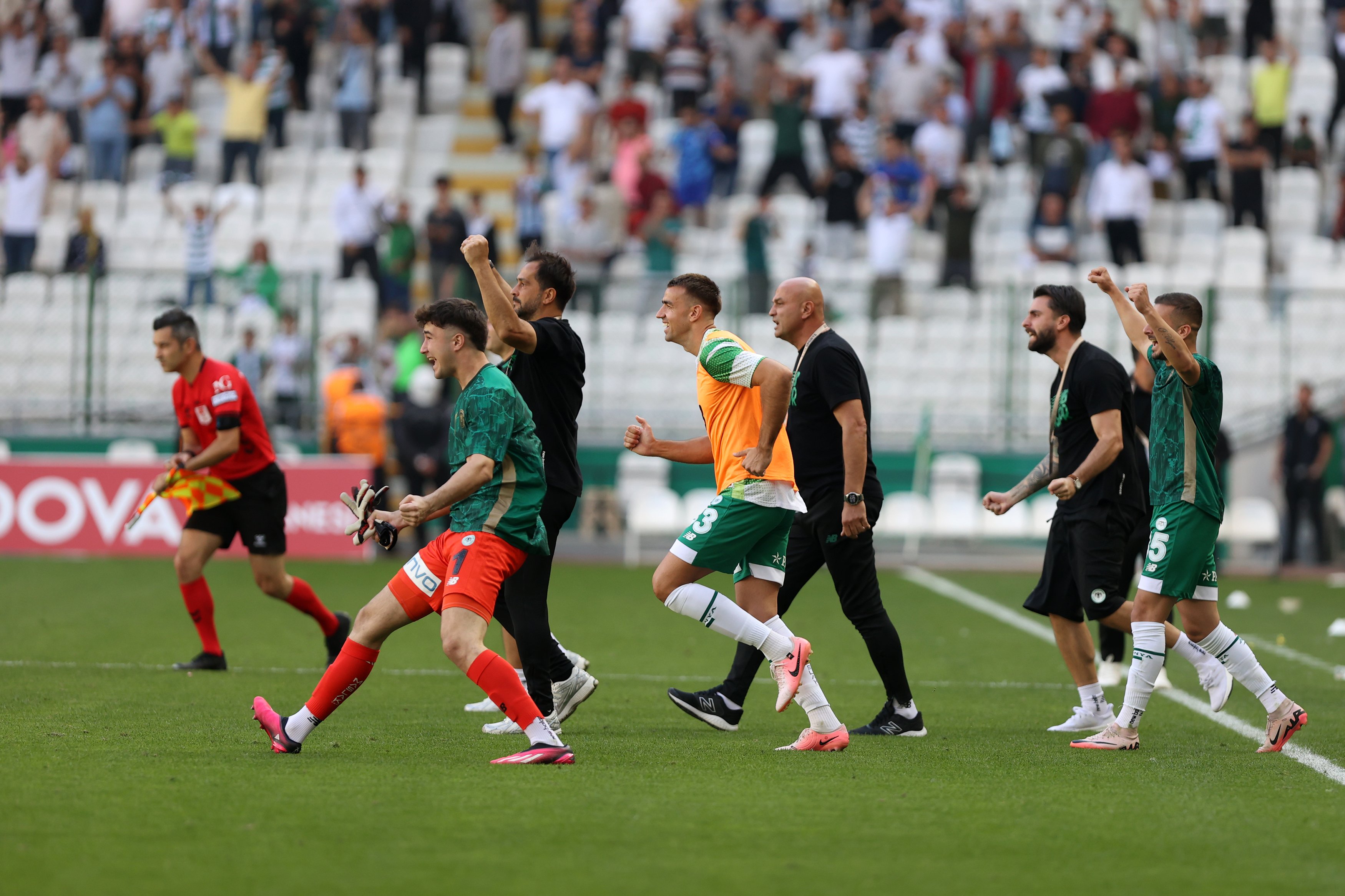 konyaspor-evindeki-ilk-galibiyetini-aldi-yenicag-2.jpg