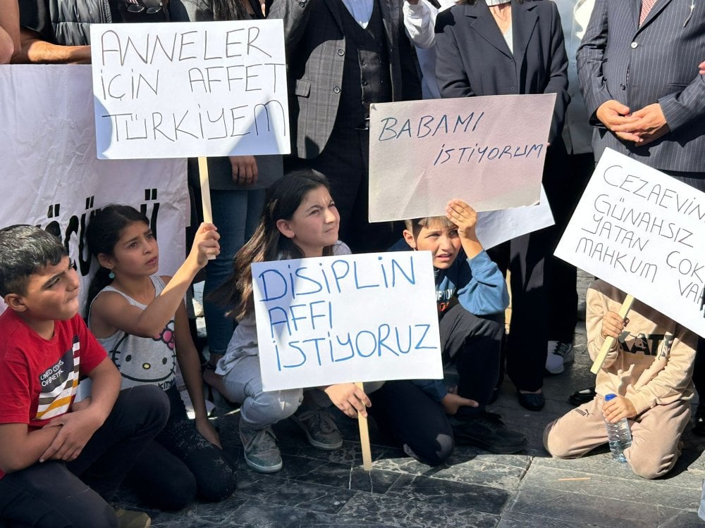 Ankara'da mahkum yakınlarından 'genel af' talebi