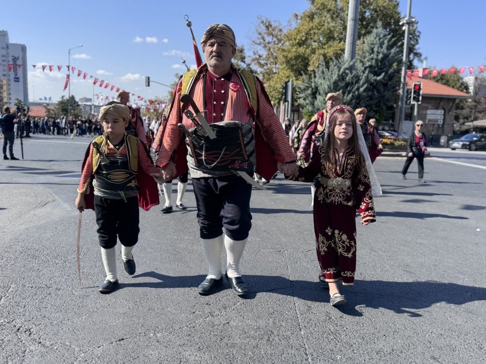 Ankara'nın başkent oluşunun 101'inci yıl dönümü kutlandı