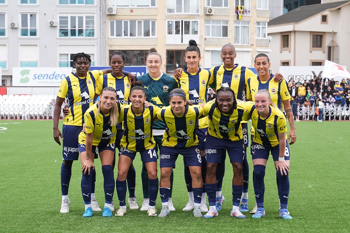 derbide-zafer-fenerbahcenin-oldu-liderlik-koltugunu-korudu-yenicag-3.jpg