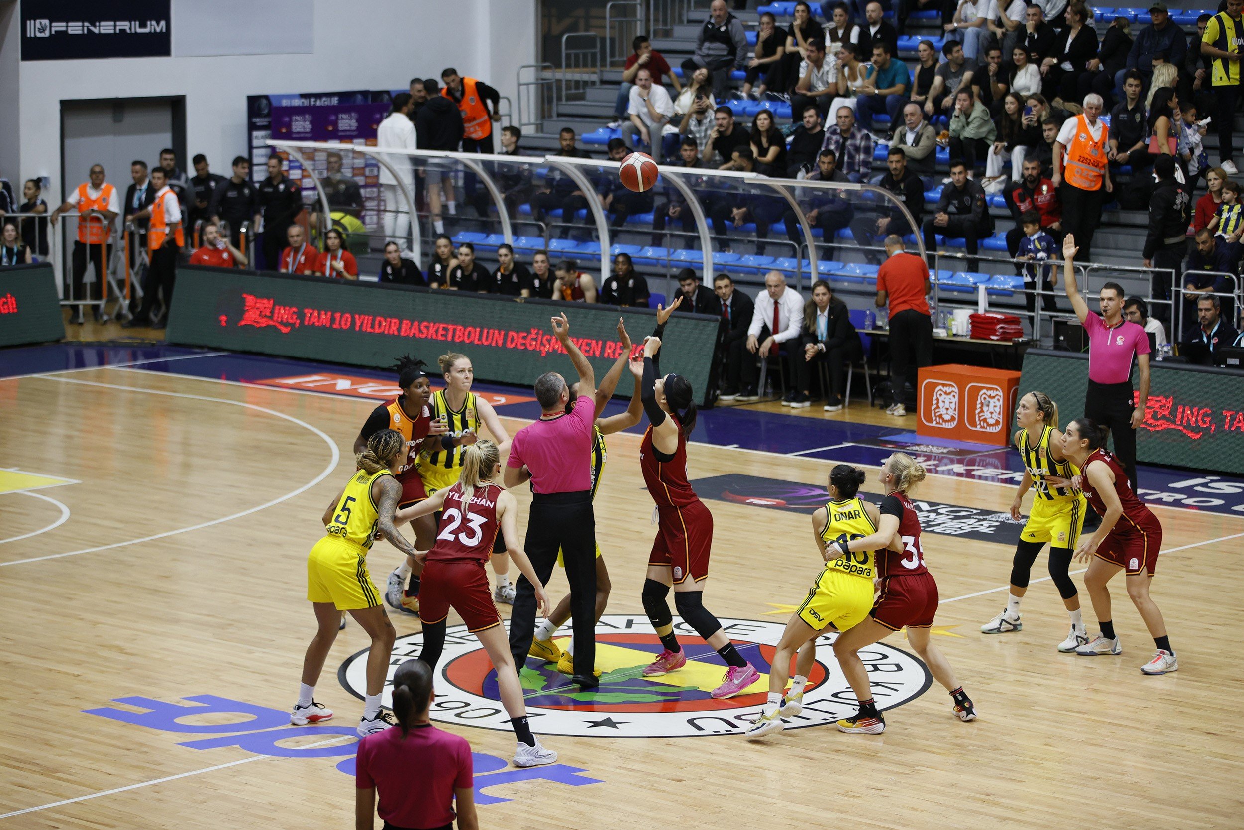 fenerbahce-opet-galatasaray-cagdas-fak-368539-101820.jpg