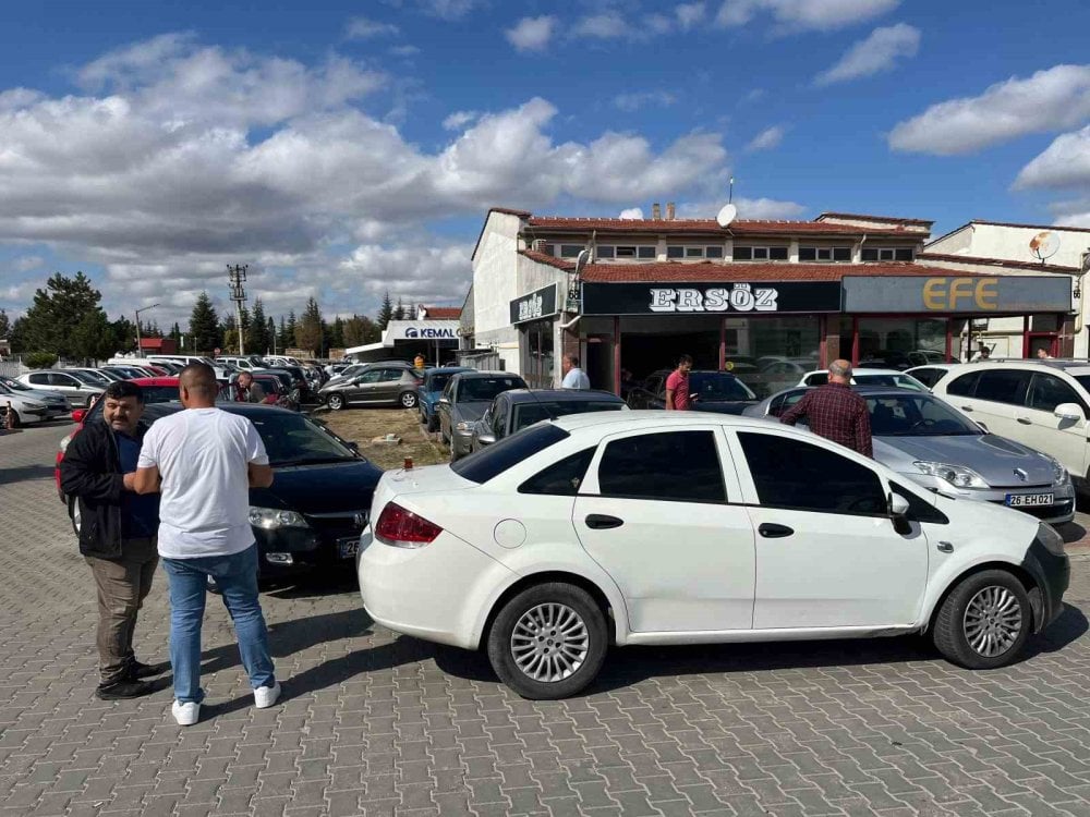 Galericiler sitesinde hafta sonu yoğunluğu