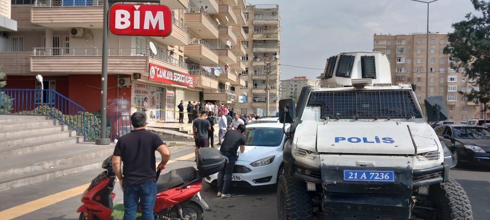 Sürücü kursunda bıçaklı kavga: 6 yaralı