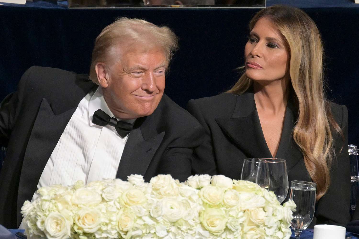 donald-trump-melania-trump-jim-gaffigan-reaction-101824-tout-140797930b2a4ab58541afa548ce865f.jpg