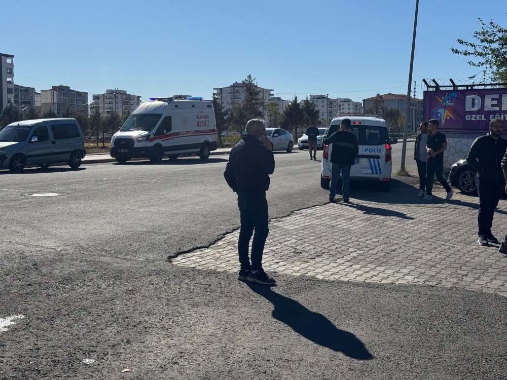 Diyarbakır'da aileler arasında taşlı sopalı silahlı kavga