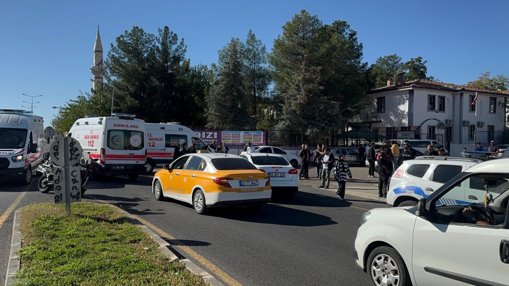 Diyarbakır'da aileler arasında taşlı sopalı silahlı kavga