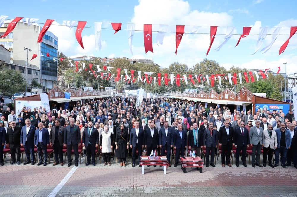 Sultangazi’deki Hamsi Festivali’nde 2 ton hamsi dağıtıldı