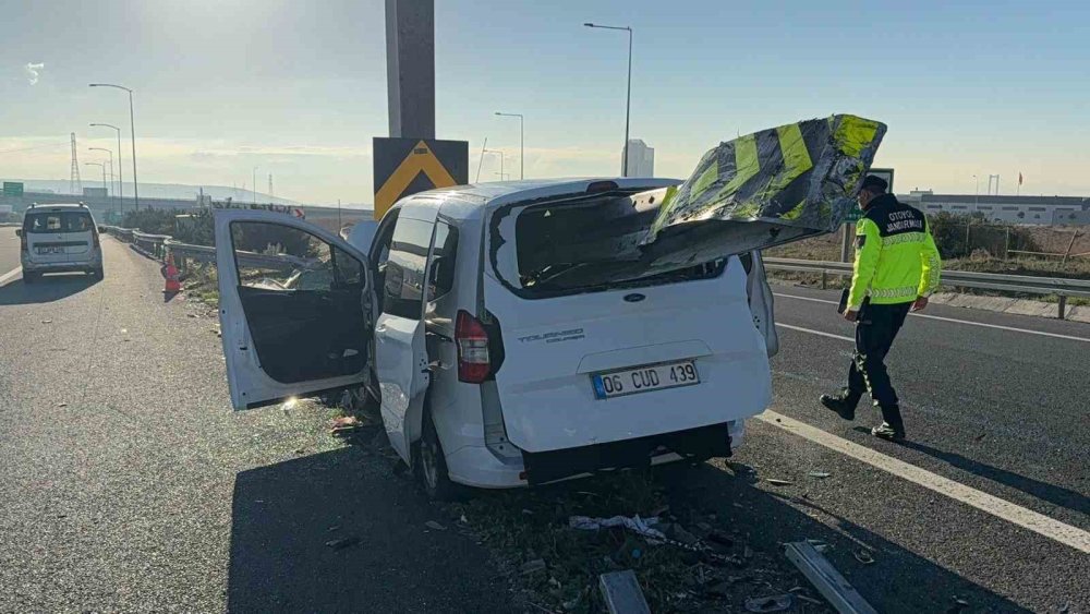 Feci Kaza! Bariyer deldi geçti