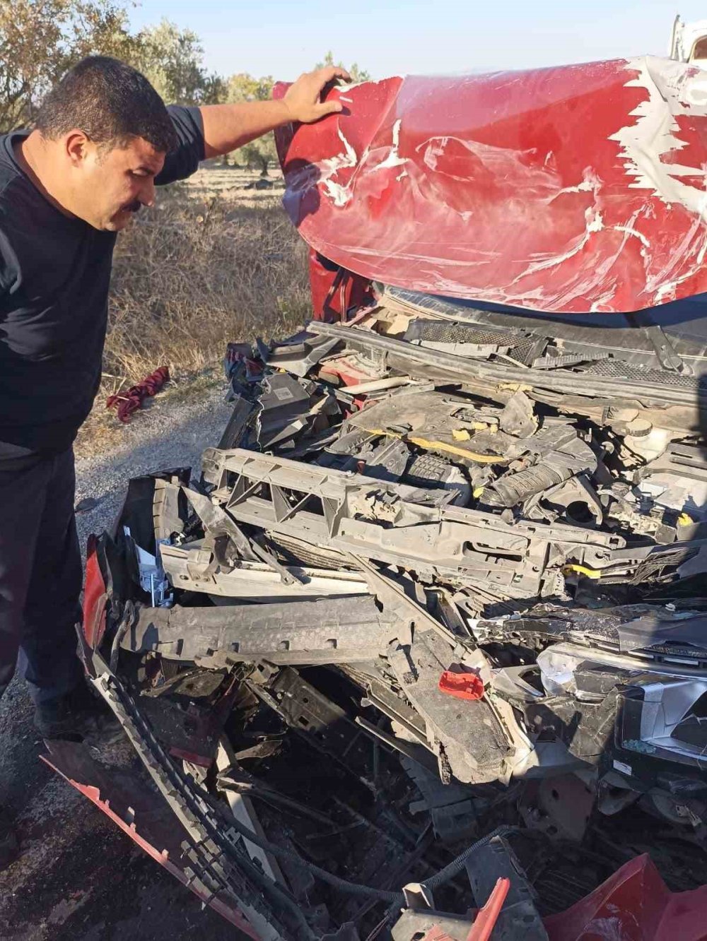 Balıkesir Savaştepe’de trafik kazası! 1 ölü 4 yaralı