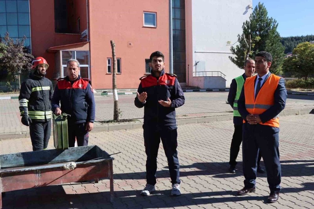 Bingöl’de hastane personeline yangın eğitimi