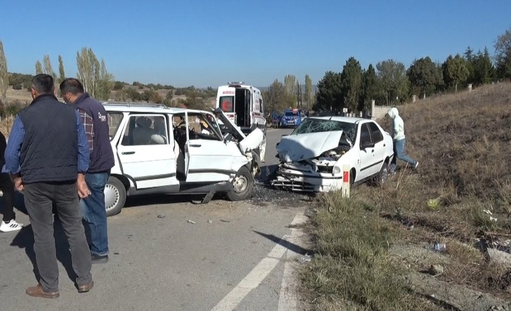 Kütahya'da trafik kazası: 4 yaralı