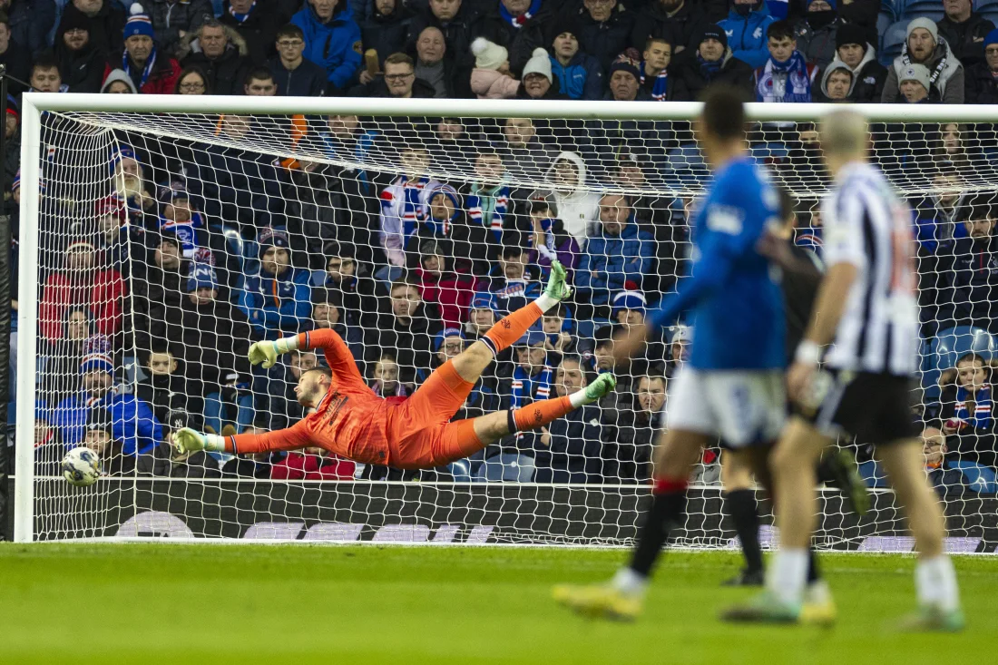 031223-rangers-v-st-mirren-jack-butland-55.webp