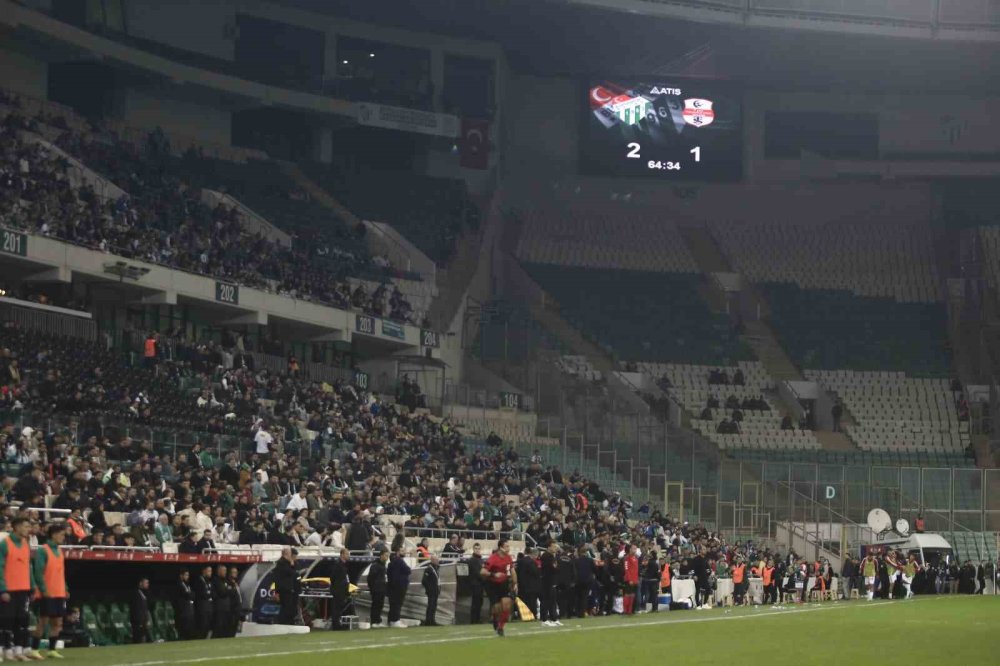 Bursaspor’dan 10 maç sonra bir ilki yaşadı!