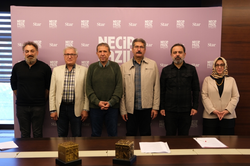 necip-fazil-odulleri1.jpg