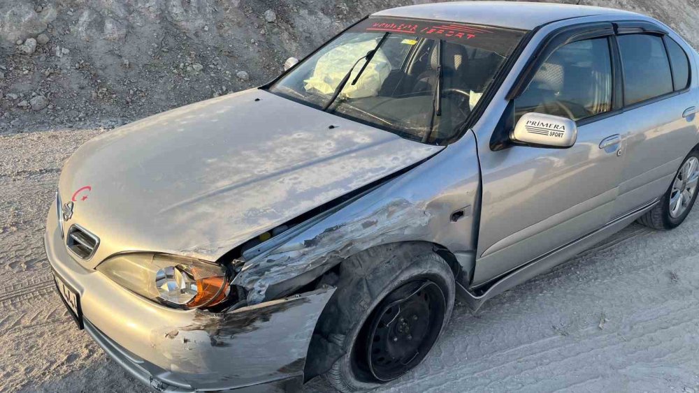 Bir türlü kaçamadı! Kaza yapmamak için kaza yaptı