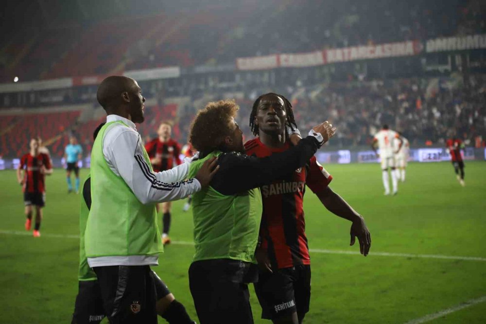 MAÇ SONUCU | Trendyol Süper Lig: Gaziantep FK: 2 - Göztepe: 1